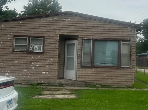 3412 Emerald Ave, Steger, IL 60475