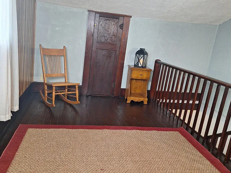 Upstairs loft with closet