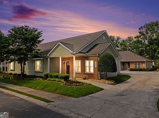 303 Commonwealth Cir, Newnan, GA 30263
