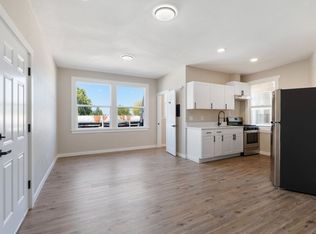 7325 NE Sandy Blvd #5, Portland, OR 97213