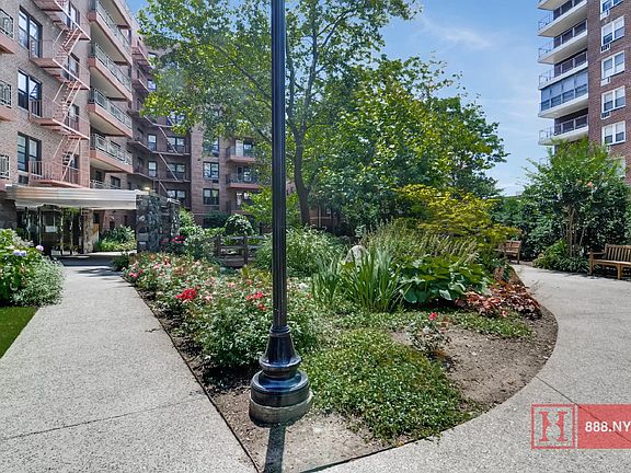 3rd image of 87-10 51st Ave APT 7U