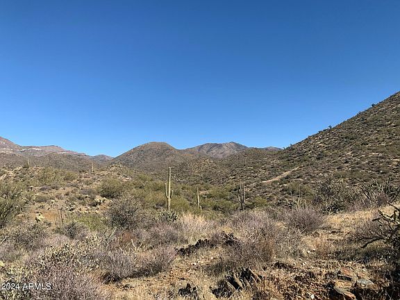3rd image of 44905 N Cottonwood Canyon Road #-