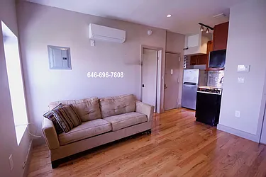 Rented by Meller Maayan S