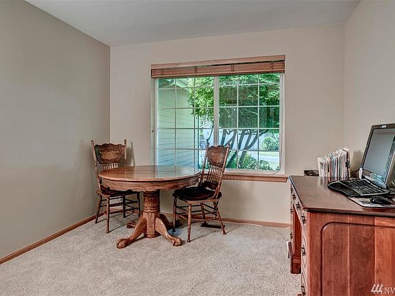 4th image of 7042 122nd Ave NE