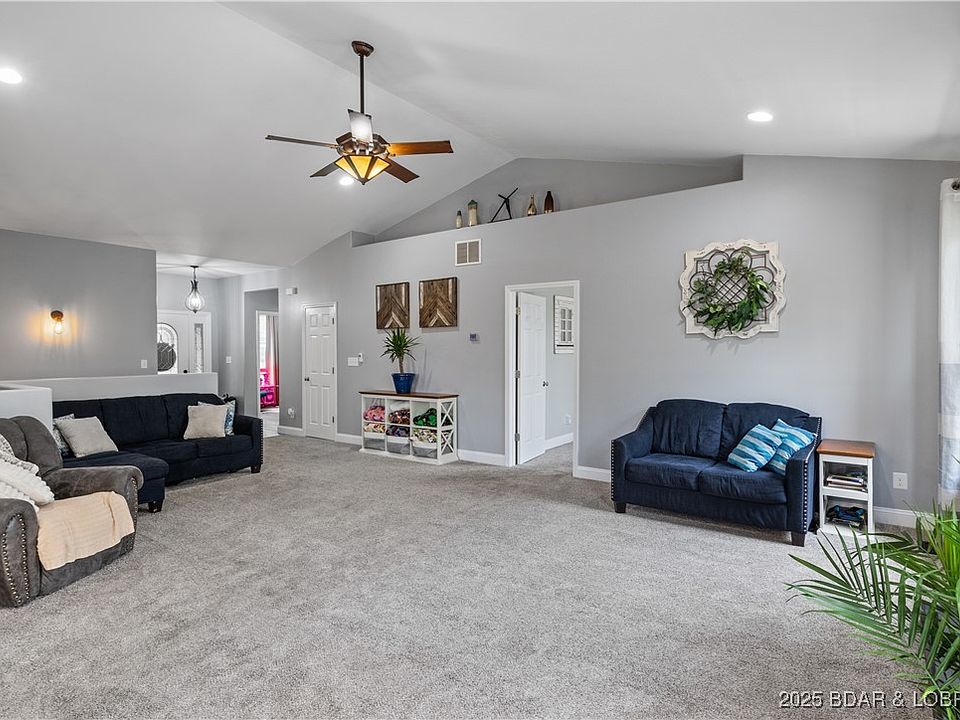 1st image of 63 Lancelot Ct