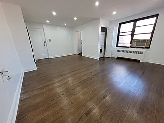 Rented by Halvatzis Realty