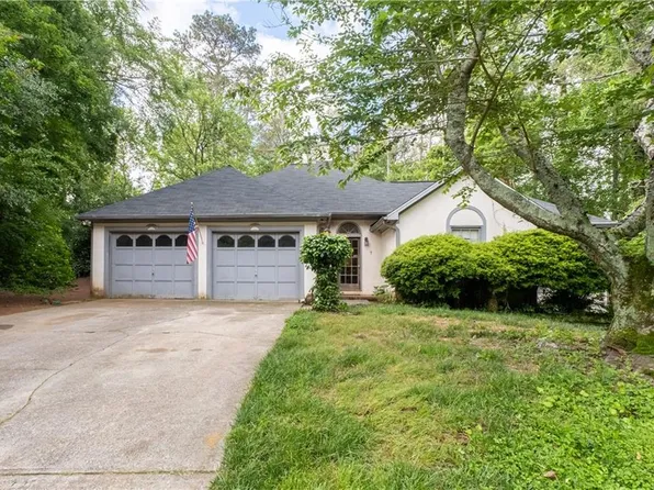 410 Lima Ct, Woodstock, GA 30188