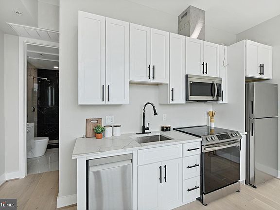 3rd image of 2213 M St NE #7