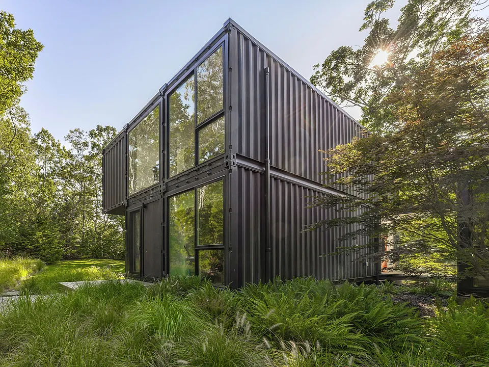 84 Windward Rd