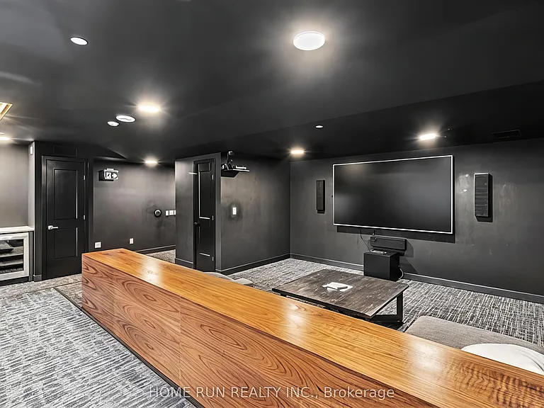340 Queen St #2502 — Photo 25