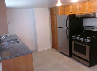 2071 Clinton Ave #1, Alameda, CA 94501