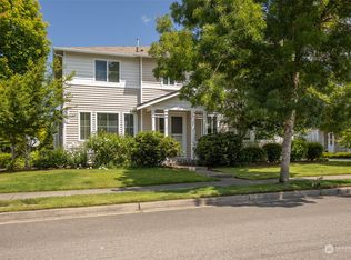 2350 Simmons St UNIT B, Dupont, WA 98327