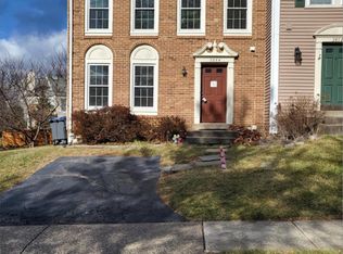 3854 Mohr Oak Ct, Fairfax, VA 22033