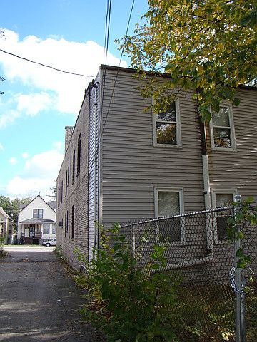 2nd image of 5714 S Damen Ave