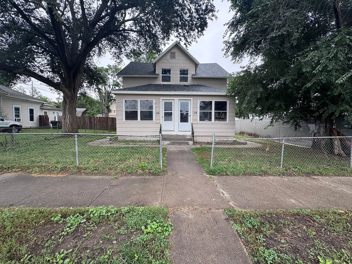 Plains - 116-118 S Rustin St — Photo 1
