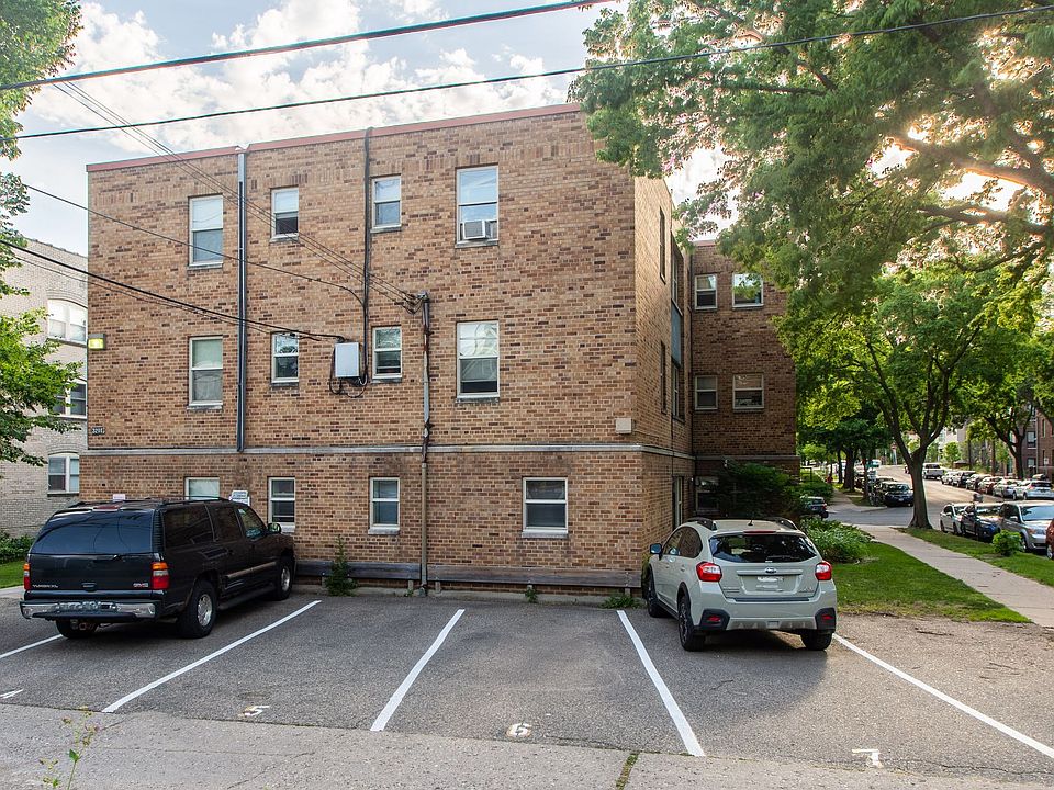 1st image of 3201 Girard Ave S APT 301