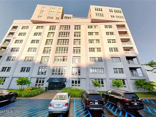 90 Bay Street Lndg APT 7H, Staten Island, NY 10301