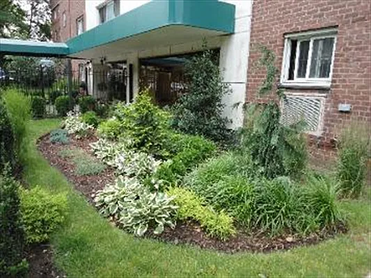 Rented by Corcoran | media 25