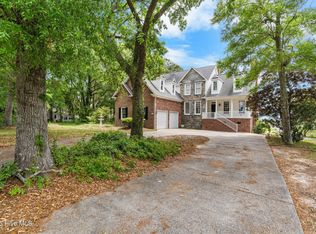 715 Shoreline Dr W, Sunset Beach, NC 28468