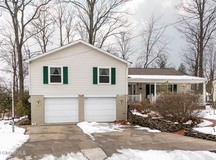 109 Van Deusen Dr, Cobleskill, NY 12043