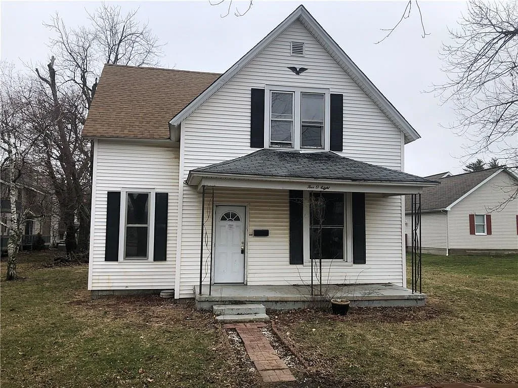 508 Marion Ave photo 1