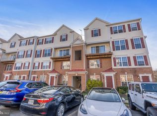 2490 Quick St APT 303, Herndon, VA 20171