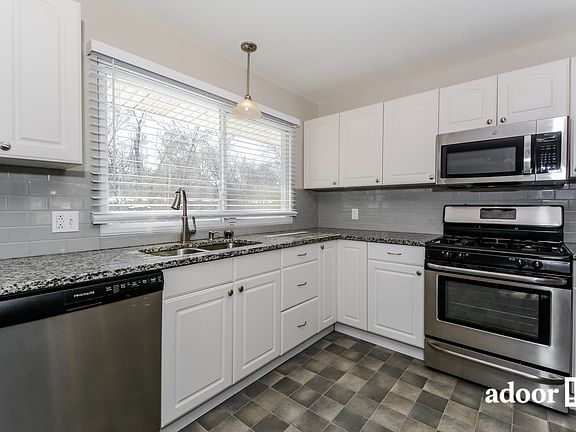 3rd image of 2680 N Waterford Dr