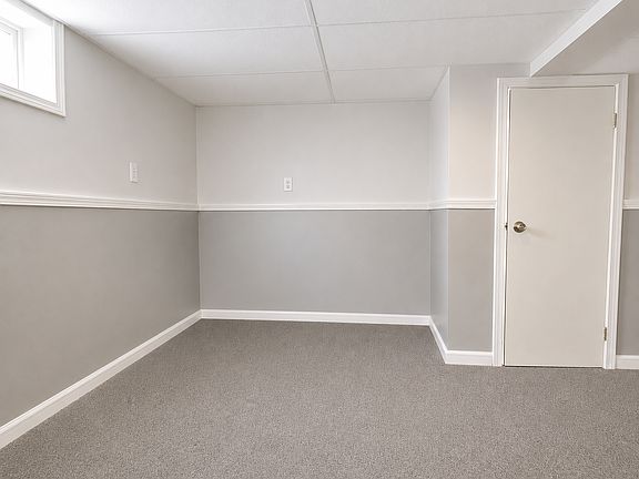 3rd image of 903 Johnston Ave Unit C
