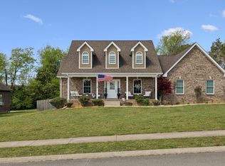 1078 Everwood Dr, Ashland City, TN 37015