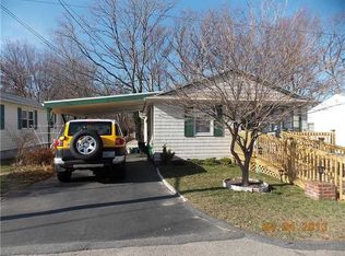 23 Muriel Ave, North Providence, RI 02911