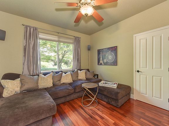 5th image of 3150 Verde Valle Ln
