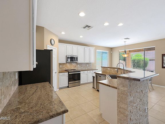 5th image of 14867 W Windsor Avenue