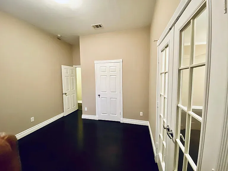 13221 Bavarian Dr — Photo 20