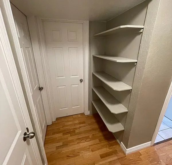 1122 S Lake St #1 — Photo 9