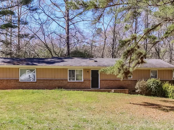 3809 S Ridge Dr, Lithia Springs, GA 30122