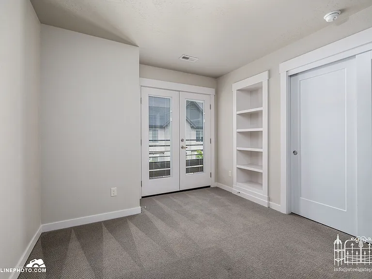 3287 E Thoroughbred Ln — Photo 18