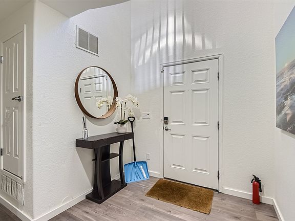 3rd image of 11753 Thomaston Cir