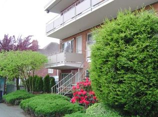 3203 NW 64th St APT 8, Seattle, WA 98107