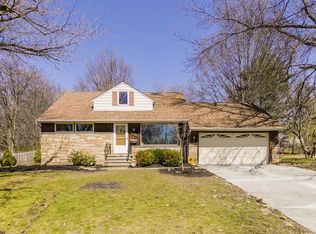 1865 Skyline Dr, Richmond Heights, OH