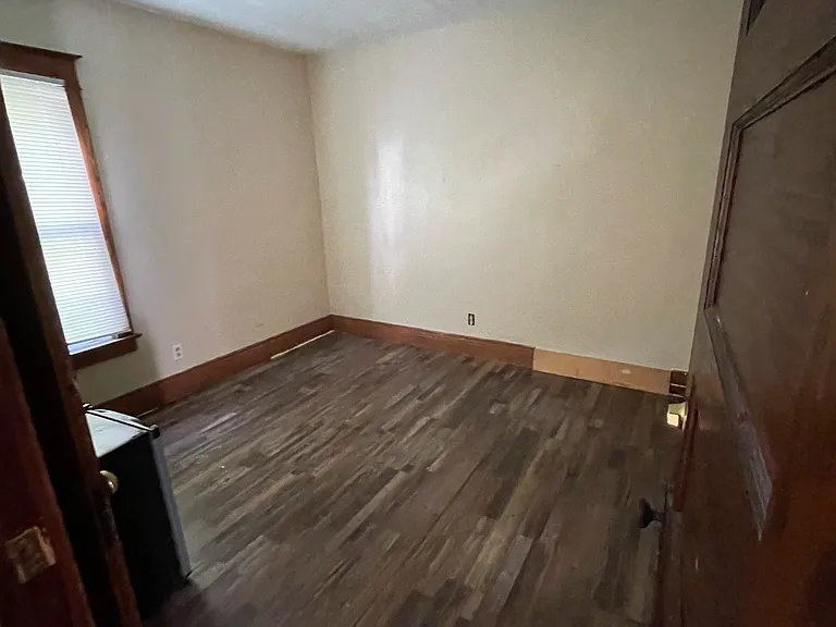 145 Minnesota Ave — Photo 8