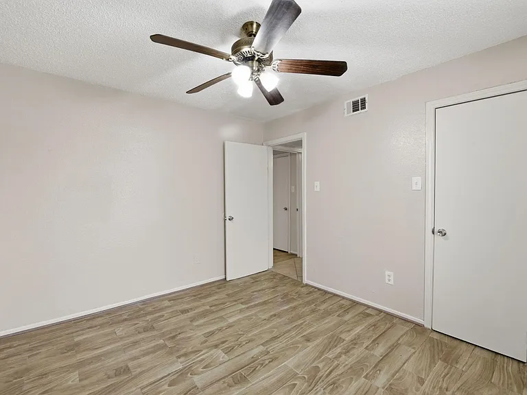 1310 Brenda Ln #A — Photo 14