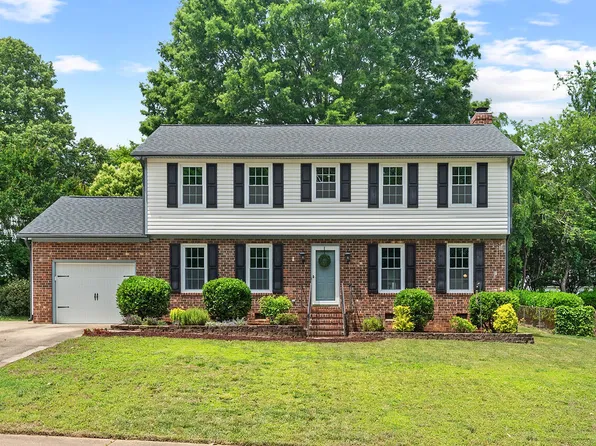 5409 Knollwood Rd, Raleigh, NC 27609