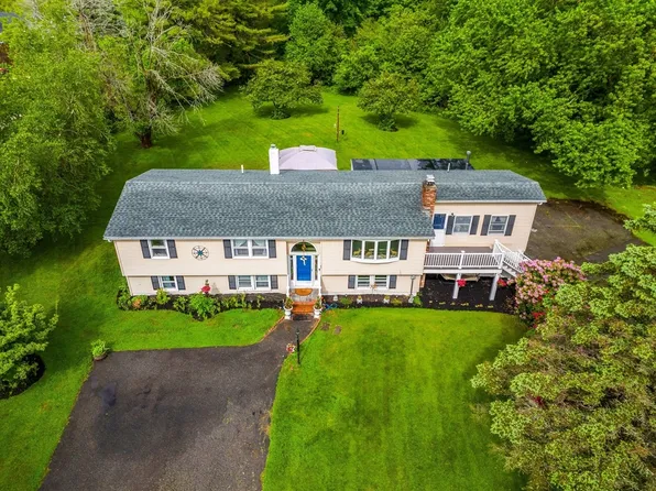 49 Town Farm Rd, Ipswich, MA 01938