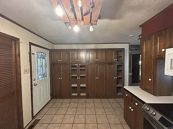 4th image of 118 Holly Hill Dr