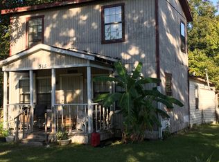 315 S 5th St, La Porte, TX 77571