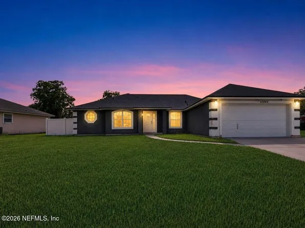 10842 Lydia Estates Dr, Jacksonville, FL 32218