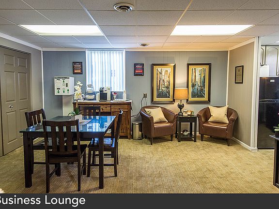 3rd image of 1846 Stadium Pl APT 5
