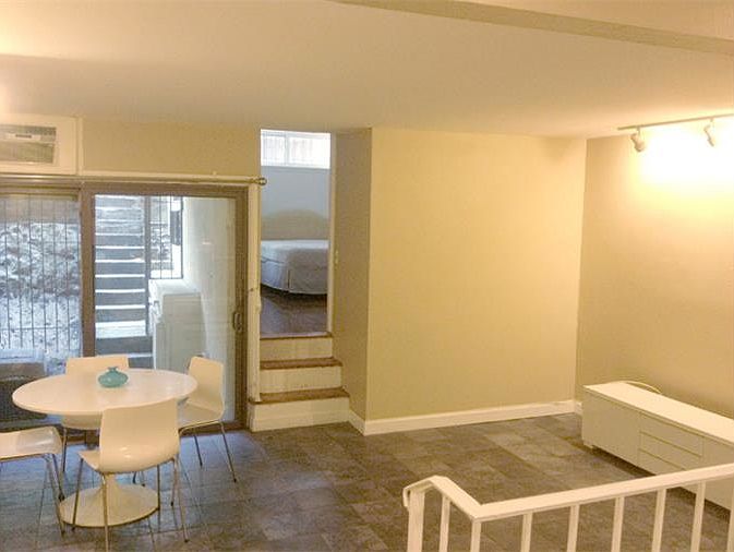 1st image of 307 W 82nd St