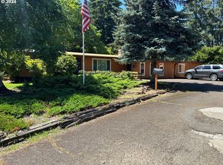 2111 NE 27th St, McMinnville, OR 97128