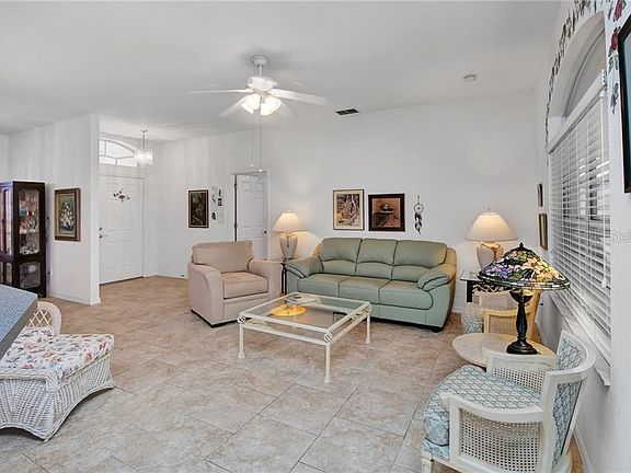 4th image of 24313 Kintail Ct